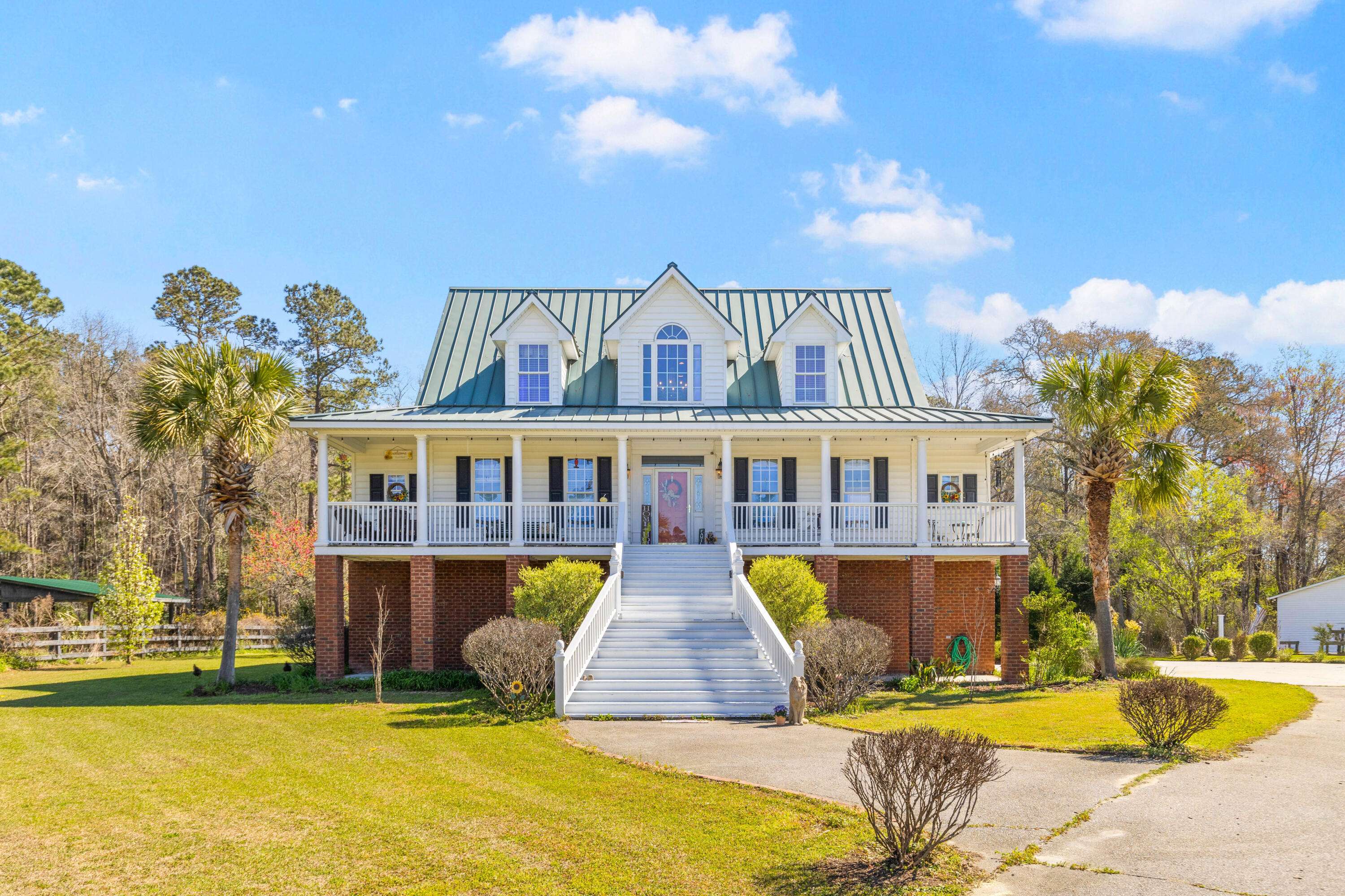 Bonneau, SC 29431,1008 Hoodtown Rd
