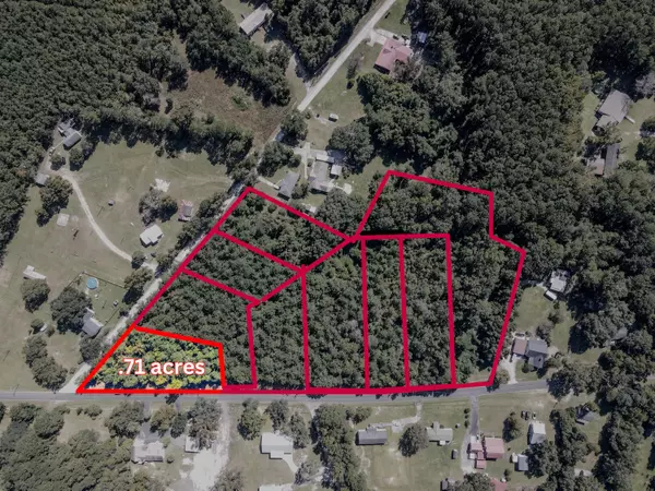 5 Hard Pinch Rd, Moncks Corner, SC 29461