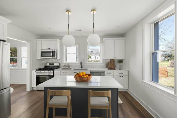 Charleston, SC 29412,1612 Bur Clare Dr