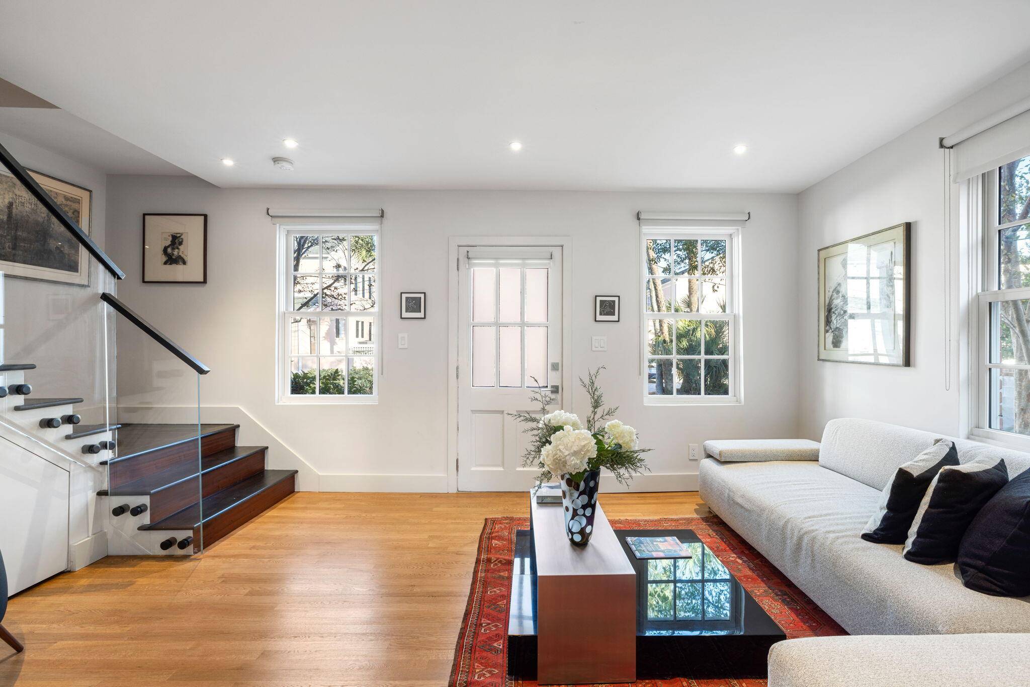 301 Broad St #1, Charleston, SC 29401