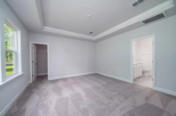 Huger, SC 29450,152 Royal Cainhoy Way