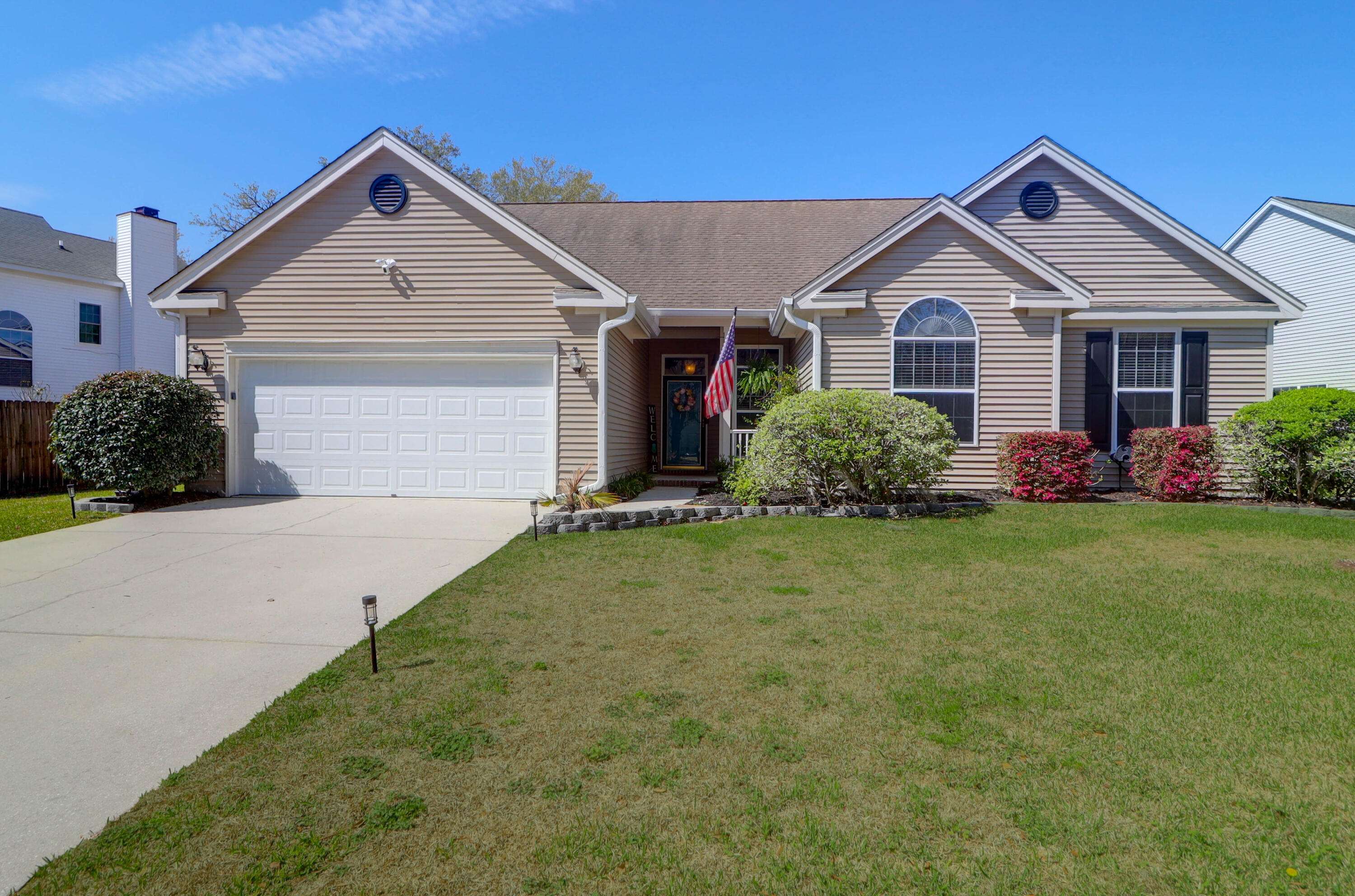 8506 Kennestone Ln, North Charleston, SC 29420