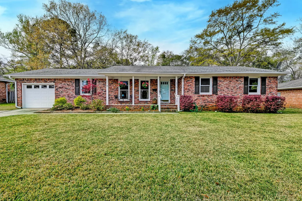 Hanahan, SC 29410,6019 Rembert Dr