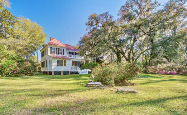 Adams Run SC Home for Sale $ 825,000,AgentOwned Realty