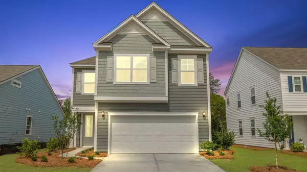 194 E Pinckney St, Summerville, SC 29485