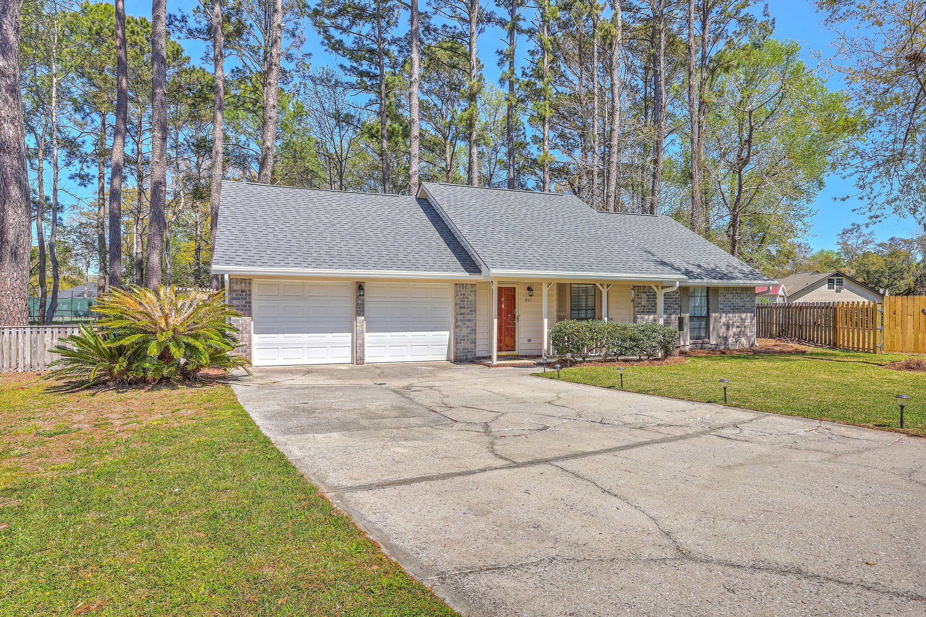 Mount Pleasant, SC 29464,891 Wynford Ct