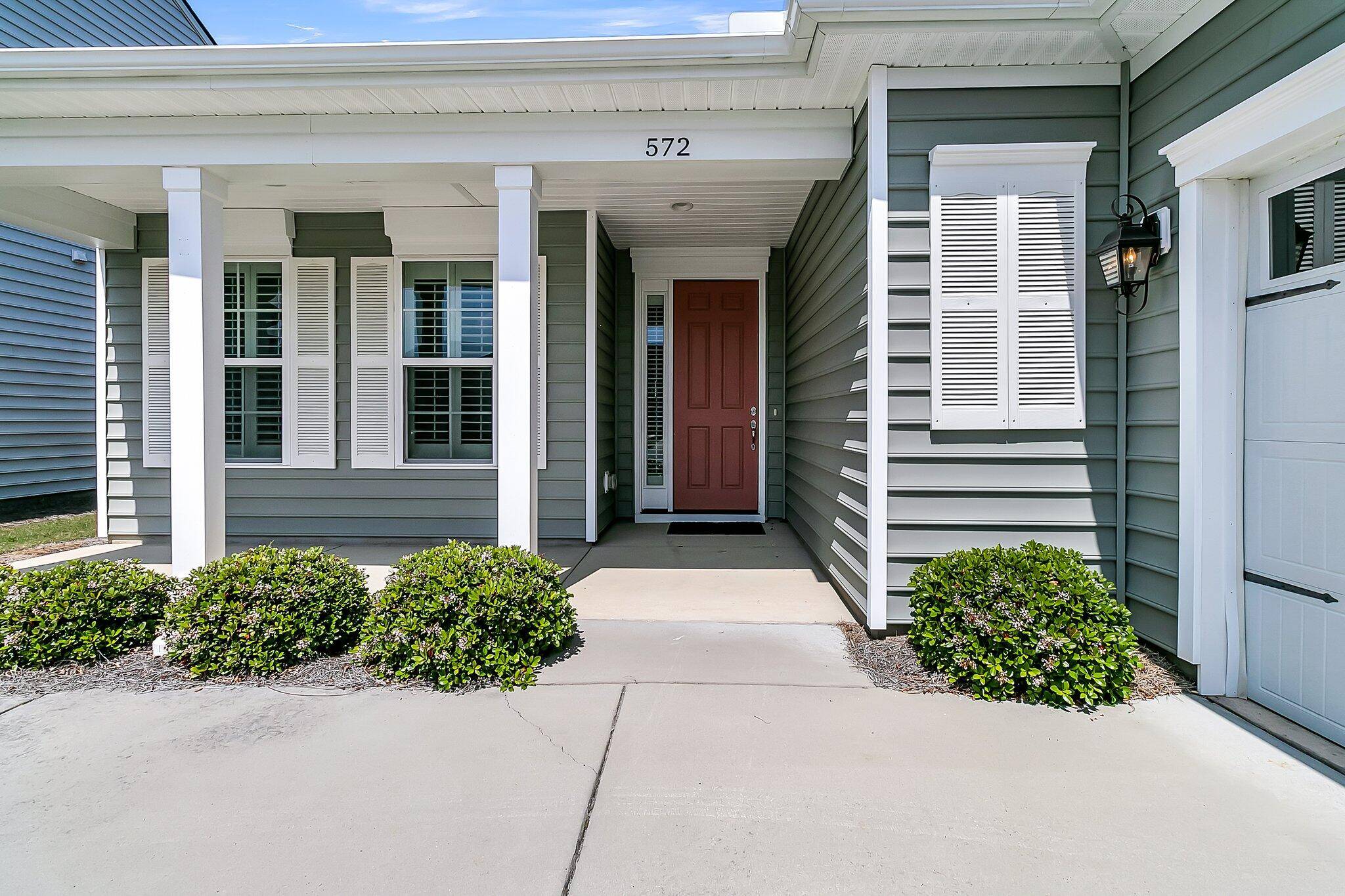 572 Tidewater Chase Ln, Summerville, SC 29486