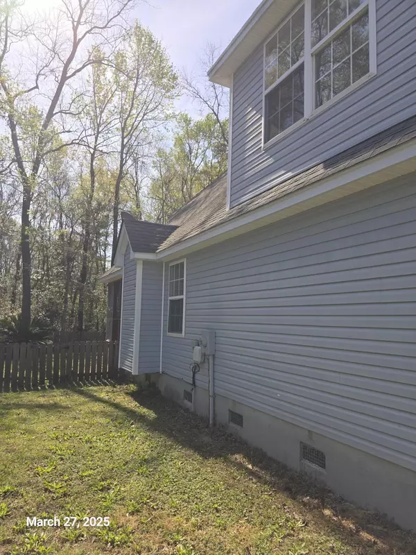 Charleston, SC 29412,399 Stefan Dr
