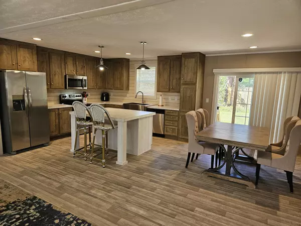Huger, SC 29450,4532 S Carolina #41