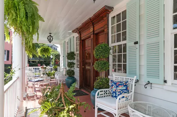 Charleston, SC 29401,10 Water St