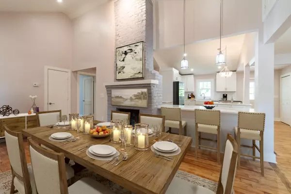 Summerville, SC 29483,708 S Laurel St