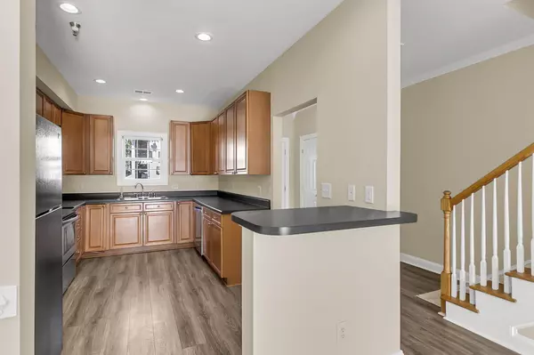 North Charleston, SC 29418,4913 Lake Palmetto Ln