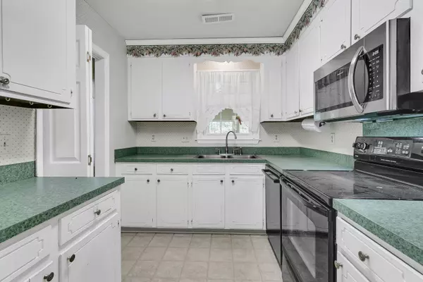 Goose Creek, SC 29445,185 Foxborough Rd