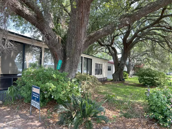 Summerton, SC 29148,1062 Golf Cart Lane