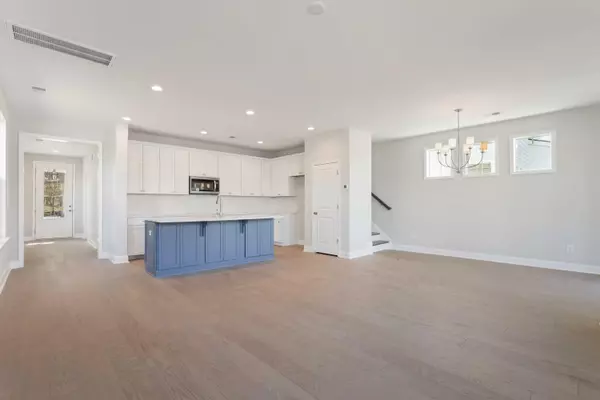 Charleston, SC 29414,185 Claret Cup Way