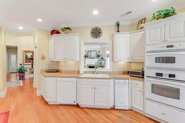 Mount Pleasant, SC 29464,1213 Waterfront Dr