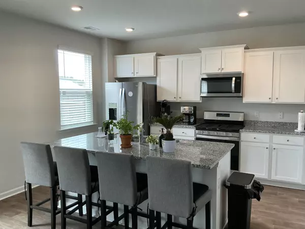 Summerville, SC 29486,413 Cedarview Rd