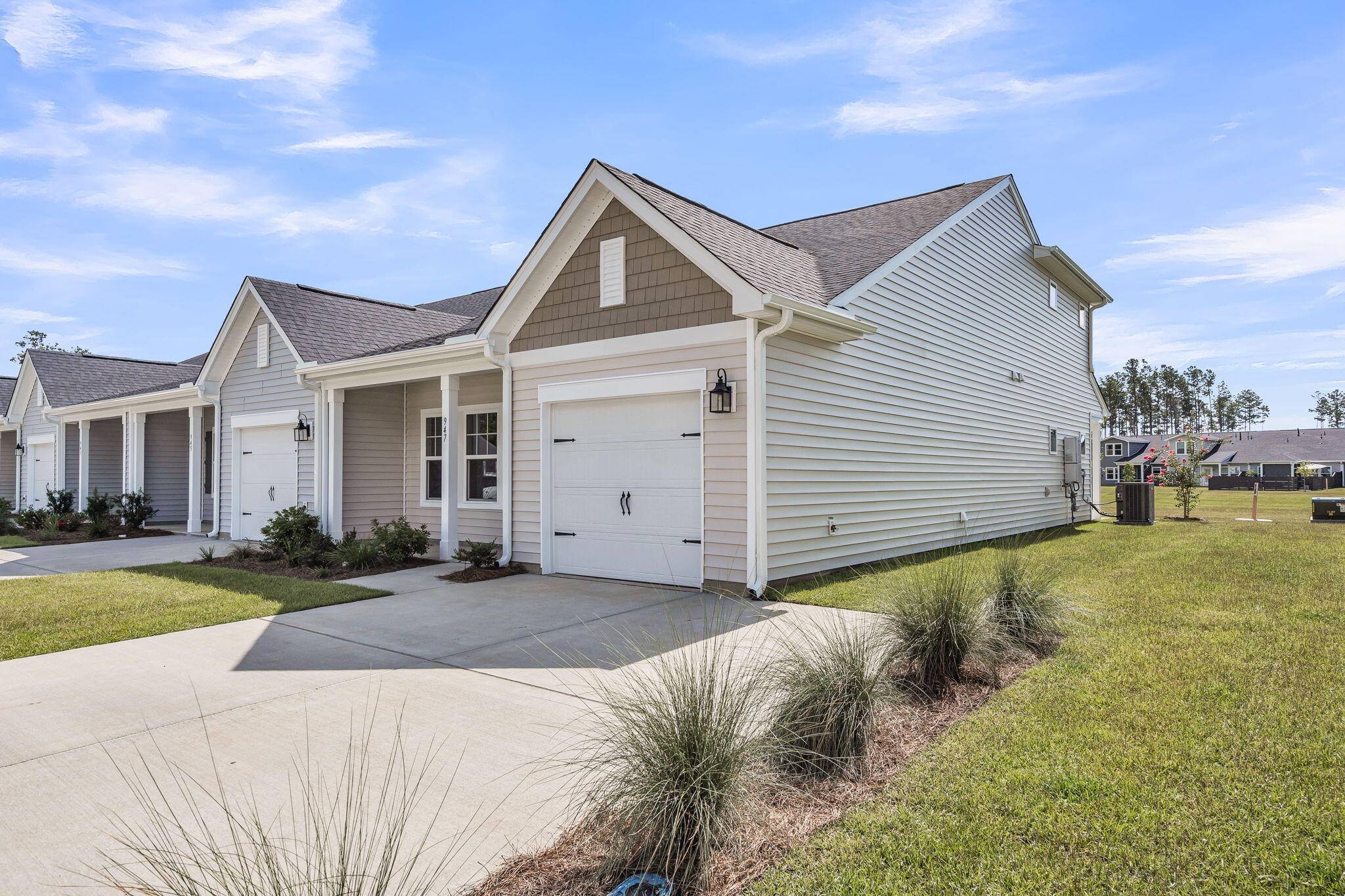947 Dusk Dr, Summerville, SC 29486