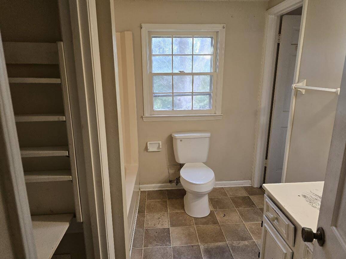 Orangeburg, SC 29118,2858 Riley St