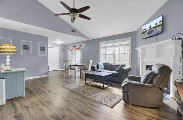 North Charleston, SC 29418,7940 Parklane Ct #F