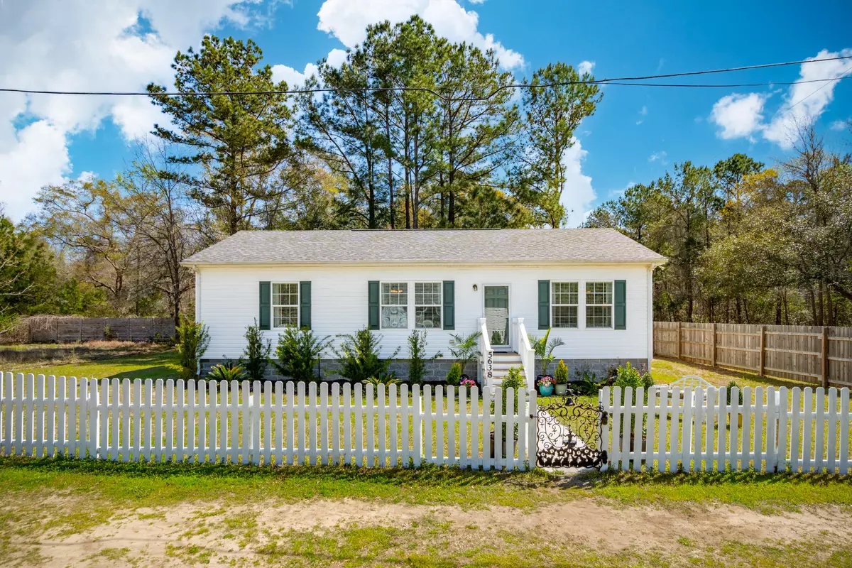 Hollywood, SC 29449,5638 Dixie Plantation Rd