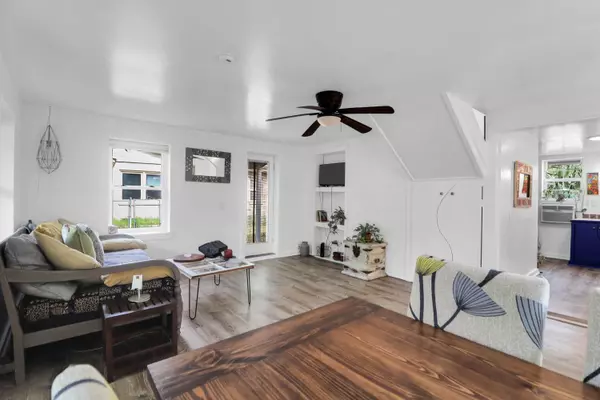 Charleston, SC 29407,1617 Balsam St