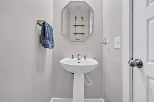 North Charleston, SC 29405,1675 Indy Dr