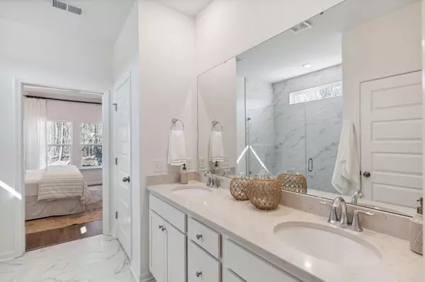 Summerville, SC 29485,1020 Sagegrass St