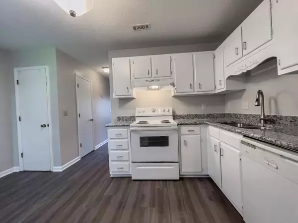 Summerville, SC 29485,101 Timberlane #B