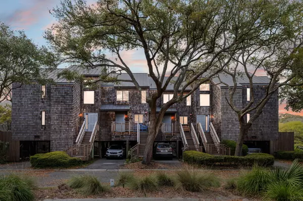 4364 Sea Forest Dr, Kiawah Island, SC 29455