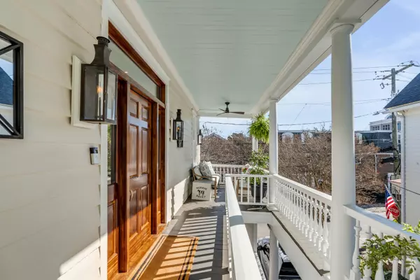 Charleston, SC 29401,106 Queen St #B