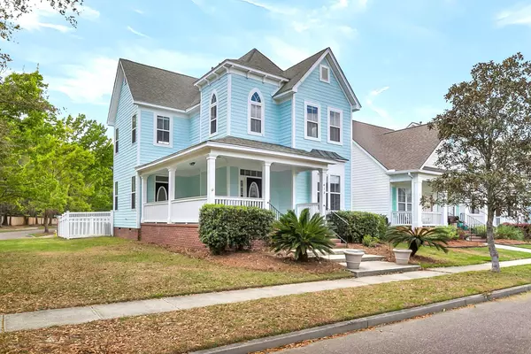 Summerville, SC 29483,412 Hydrangea St