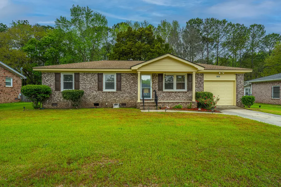 7079 N Kenwood Dr, North Charleston, SC 29406