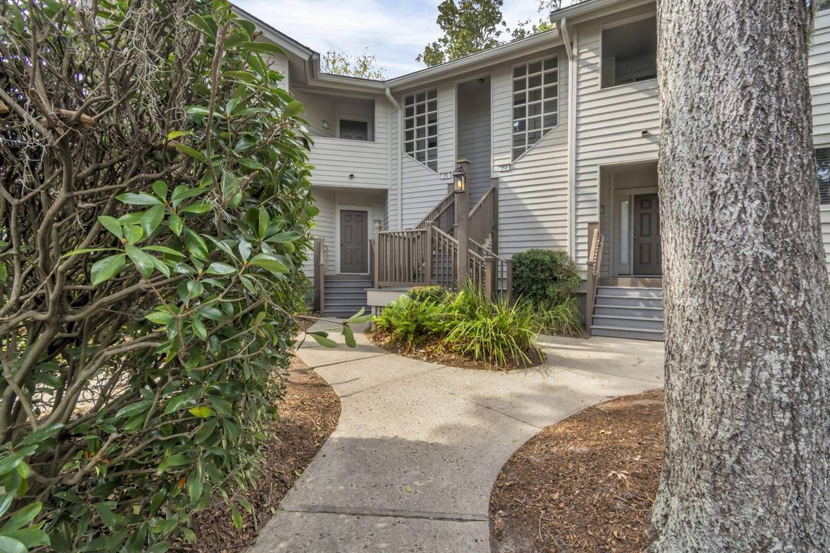 Hilton Head Island, SC 29928,55 Barcelona Rd #252d