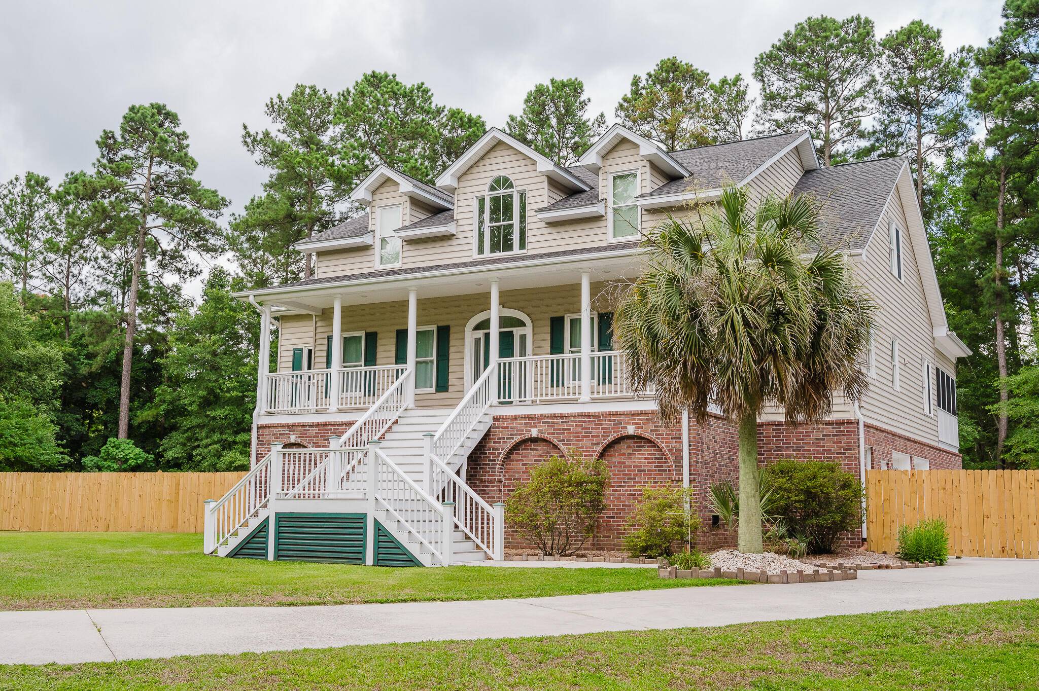 Summerville, SC 29483,187 Pecan Dr