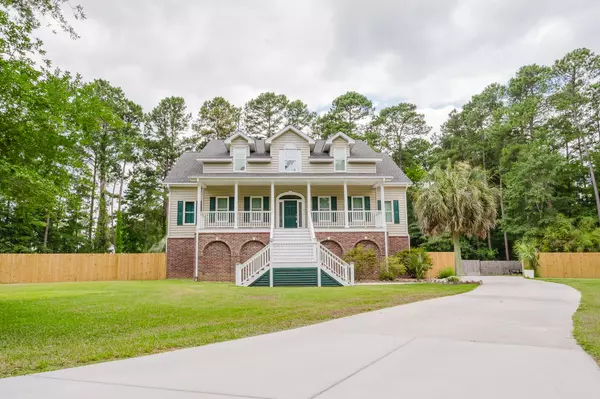 187 Pecan Dr,  Summerville,  SC 29483