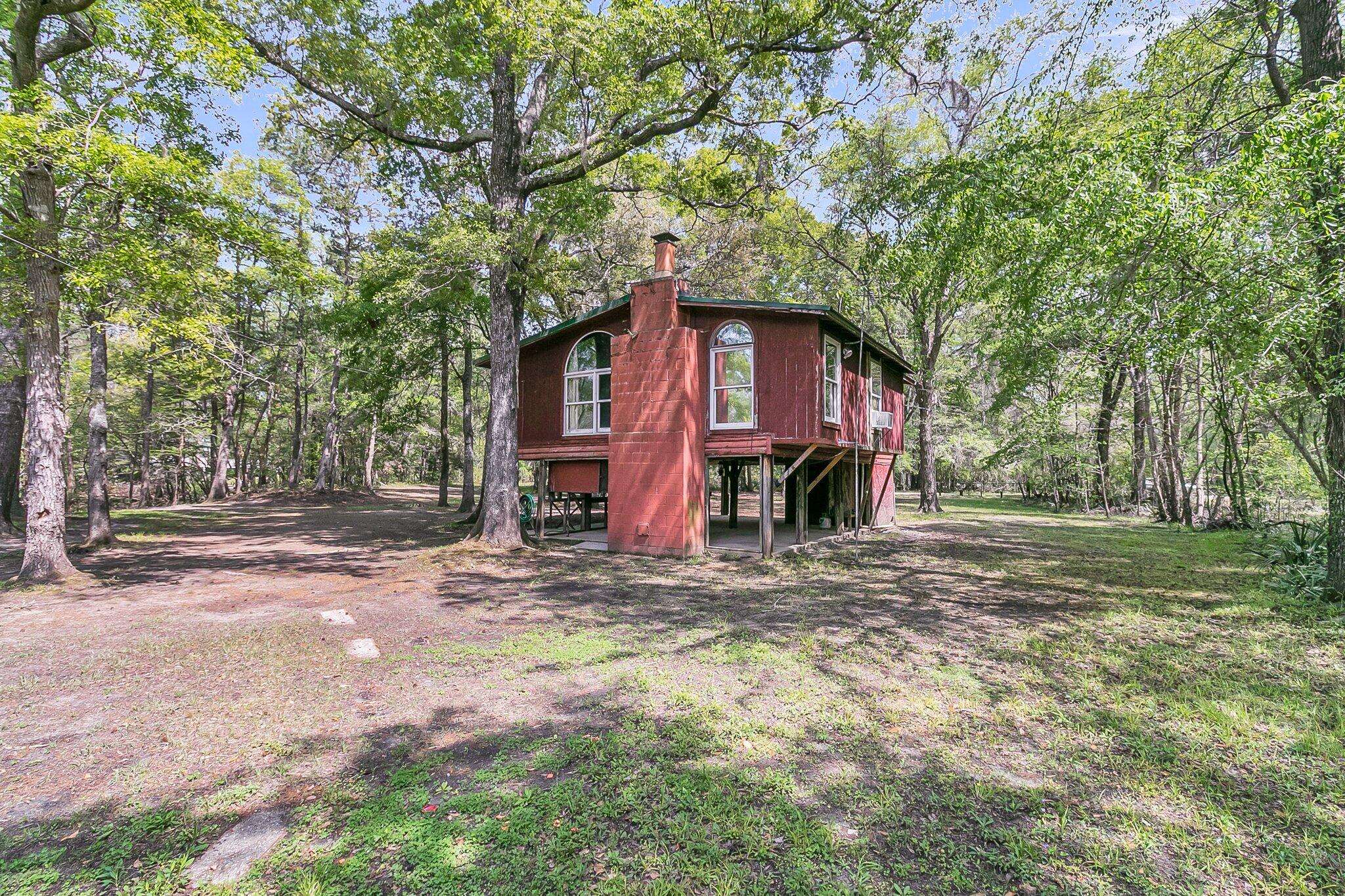 394 Shoofly Rd, Ridgeville, SC 29472