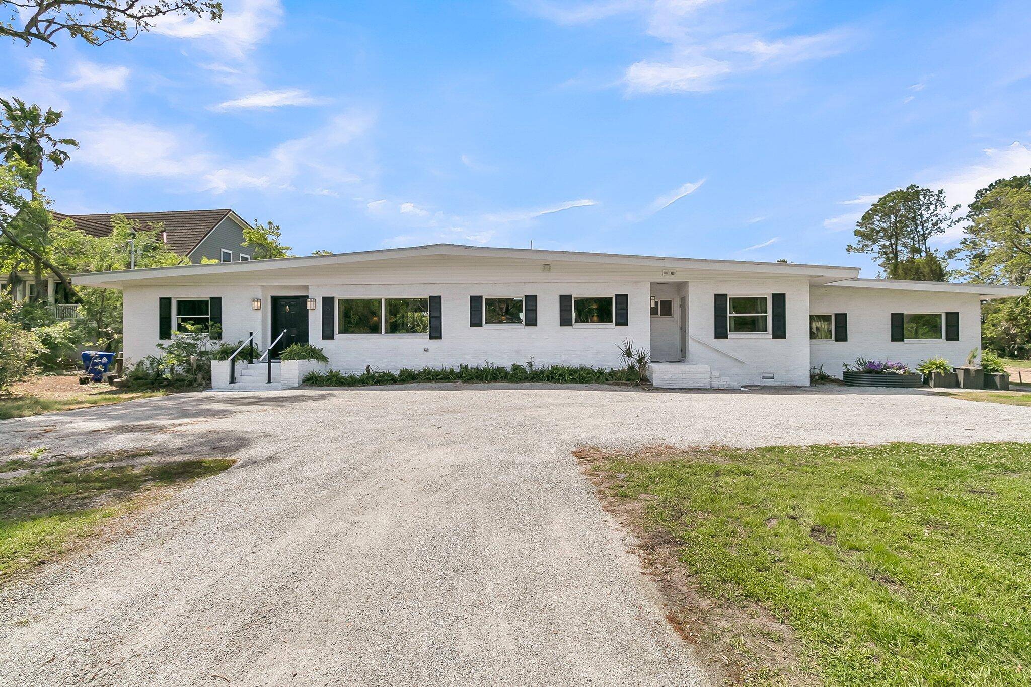 North Charleston, SC 29405,4701 Apple St