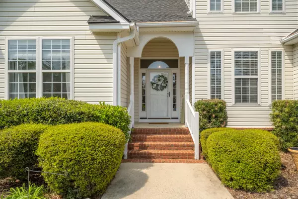 Charleston, SC 29412,68 Oyster Point Row