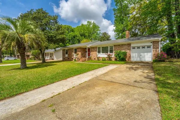 Hanahan, SC 29410,6018 Ridgecrest Ave