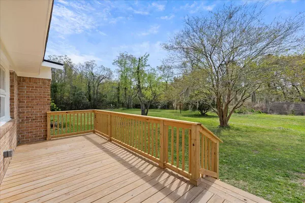 Saint Helena Island, SC 29920,50 Warsaw Island Rd