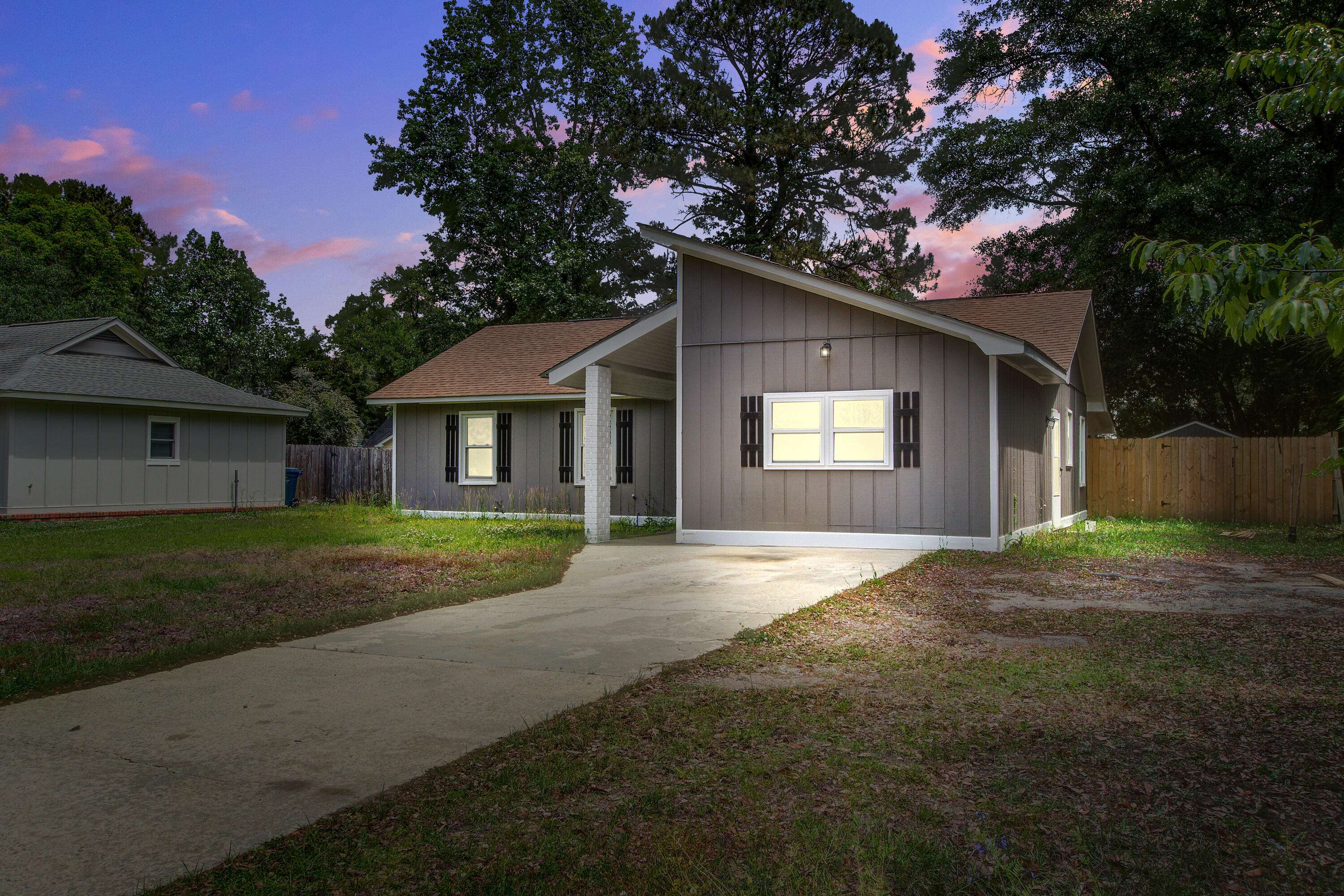 780 Corral Dr, Charleston, SC 29414