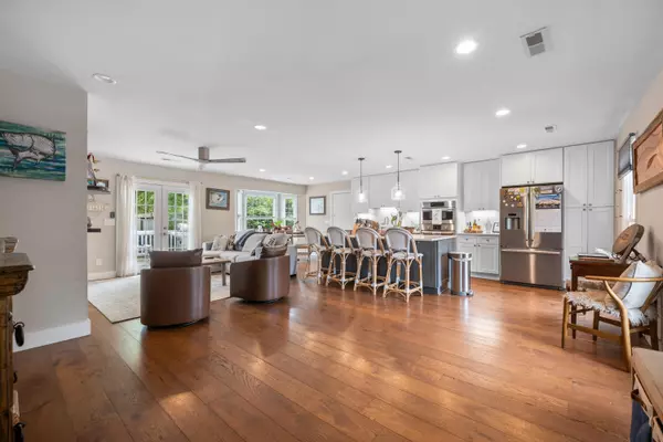 Mount Pleasant, SC 29464,1111 Kilarney Rd