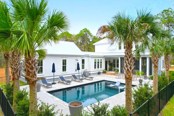 4310 Stonehouse Cir, Awendaw, SC 29429