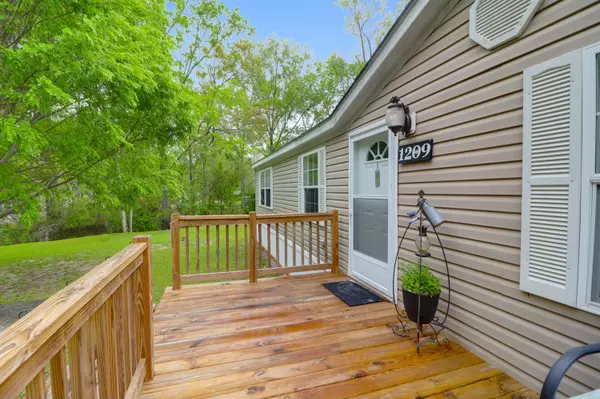 Summerville, SC 29483,1209 Azalea Dr