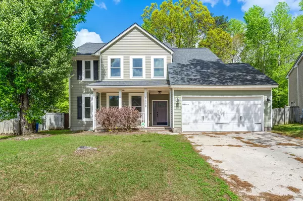 8499 Falling Leaf Ln, North Charleston, SC 29420