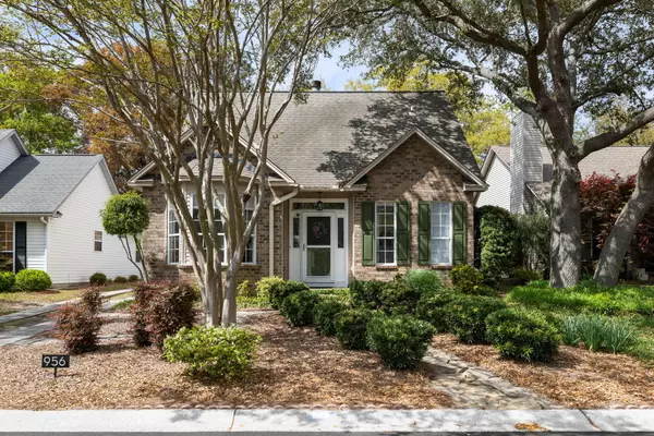 956 Provincial Cir, Mount Pleasant, SC 29464