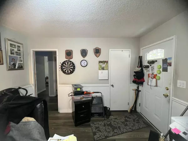 Hanahan, SC 29410,1206 Hawthorne Rd