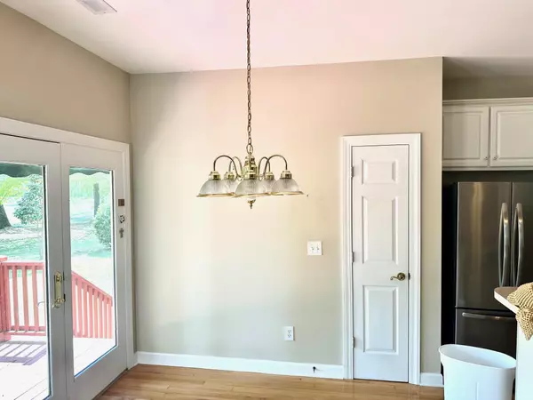 Hollywood, SC 29449,5182 Forest Oaks Dr