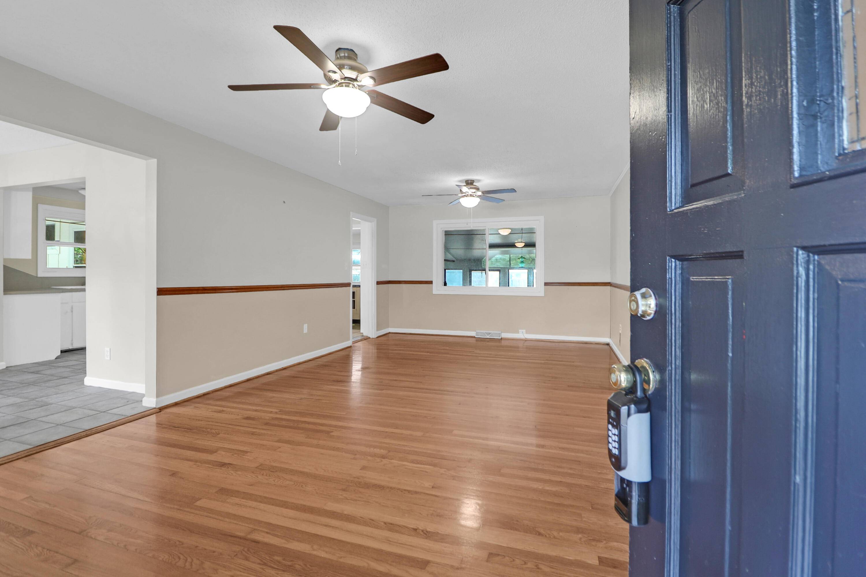 Charleston, SC 29407,1318 Foster St